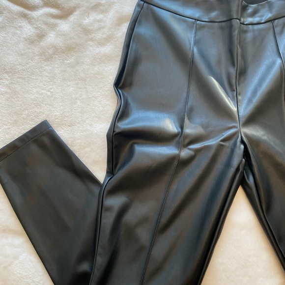 BRAND NEW ASOS HOURGLASS PINTUCK LEATHER LOOK TROUSER - Picture 2 of 5